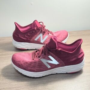New Balance Women’s Fresh Foam Beacon V2  Burgundy Size 10